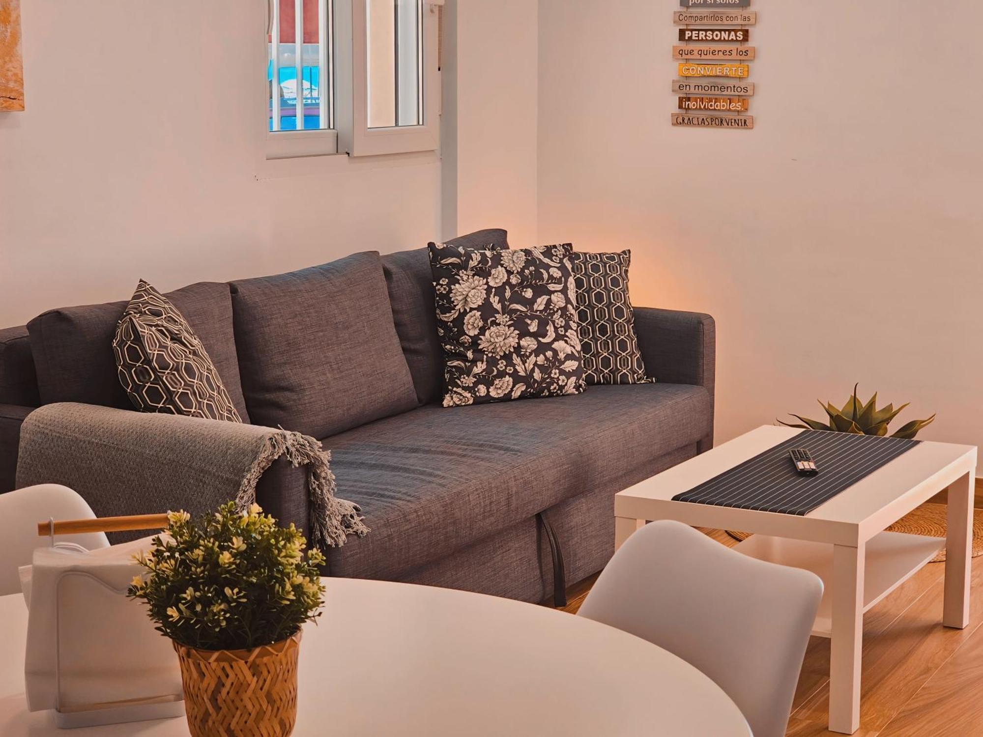 La Casita De Mercedes Malaga Luaran gambar
